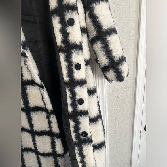 Plaid Pattern Double Breasted Teddy Coat - Picture 2 of 4